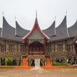 Rumah Gadang: Ikon Rumah Adat Minangkabau yang Unik
