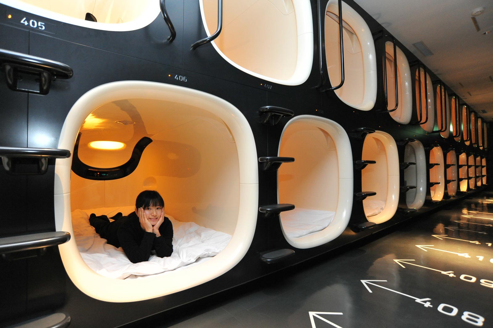 capsule living