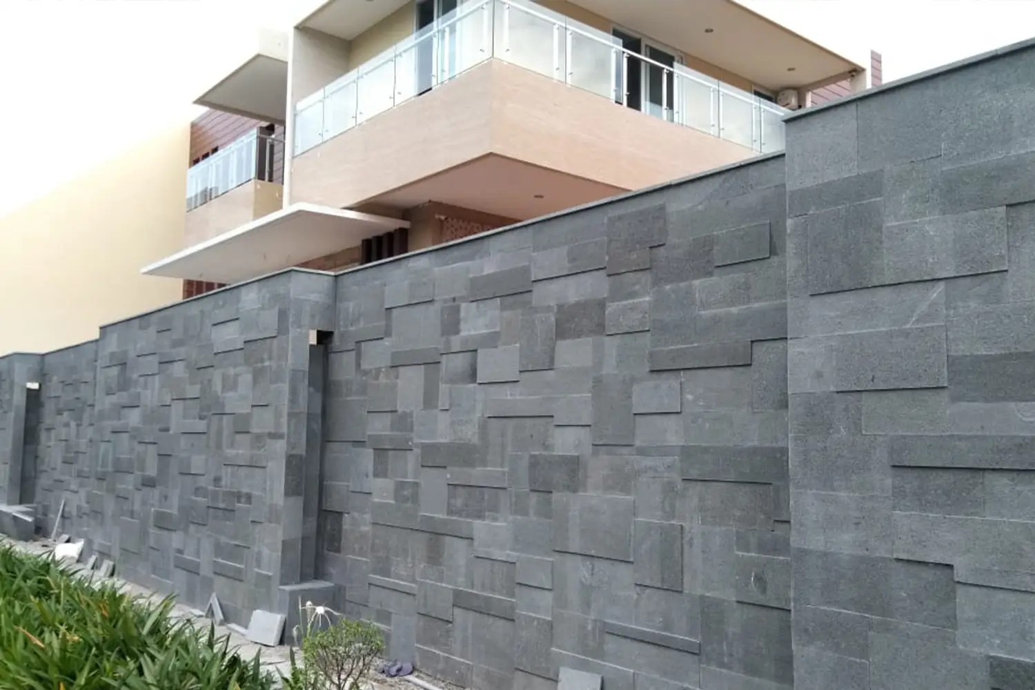 Batu Andesit