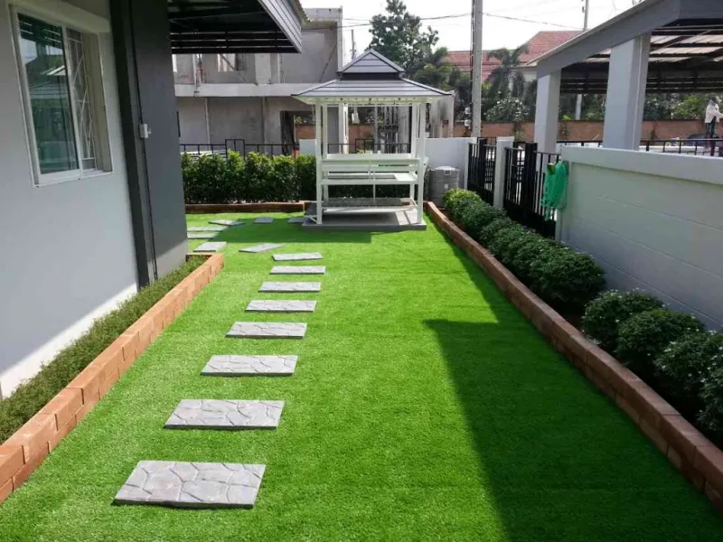Rumput Sintetis Taman Keunggulan dan Kekurangannya