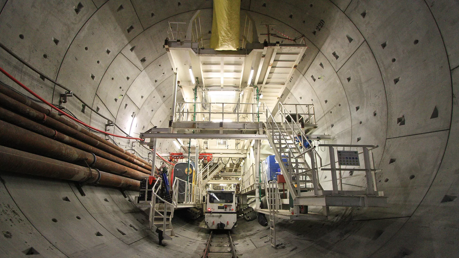 Tunnel Boring Machine